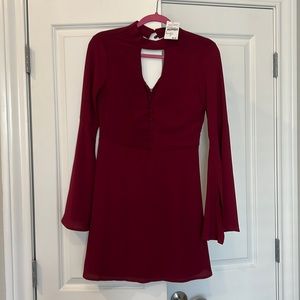 Bell sleeve maroon dress